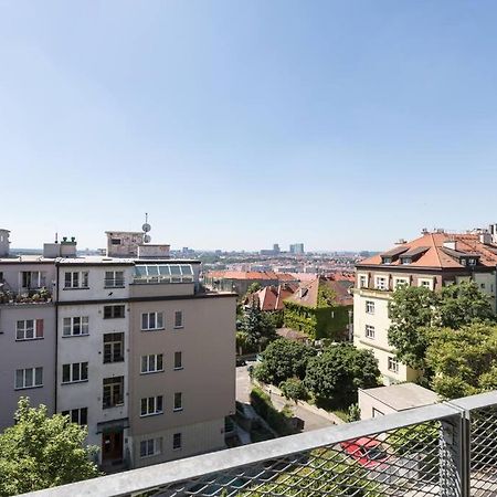 Jt'S Apartments Korunni Str. Prága Kültér fotó