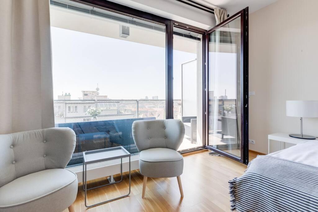 Jt'S Apartments Korunni Str. Prága Kültér fotó