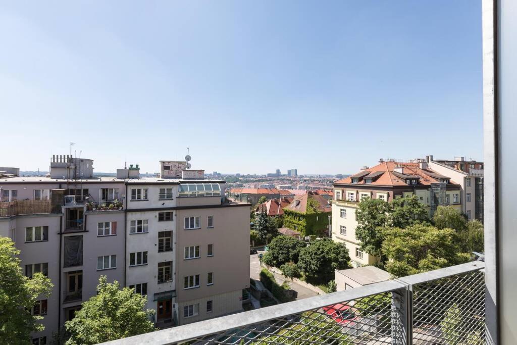 Jt'S Apartments Korunni Str. Prága Kültér fotó